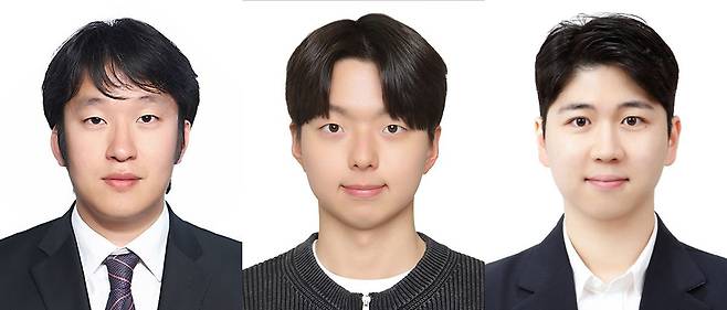 왼쪽부터 정재용 연세대 시스템반도체공학과 교수, 박민재 석사과정생, 김수성 전기전자공학부 석박사통합과정생.