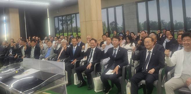 ▲ 남북체육교류협회는 24일 경기 일산 원마운트 스포츠클럽에서 ‘아리스포츠컵 국제유소년축구 원산대회 출범식 및 후원의 밤’ 행사를 열었다. 김여진 기자
