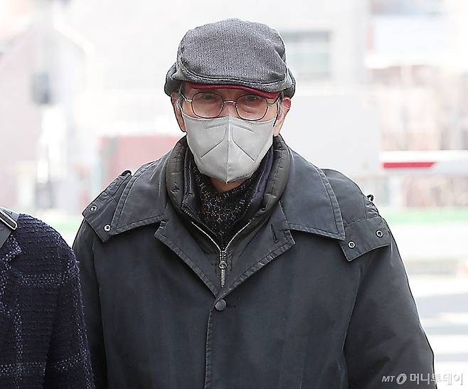 배우 오영수가 2023년 2월3일 경기 성남시 수정구 단대동 수원지방법원 성남지원에서 진행된 첫 공판에 출석한 모습. /사진=머니투데이 사진DB