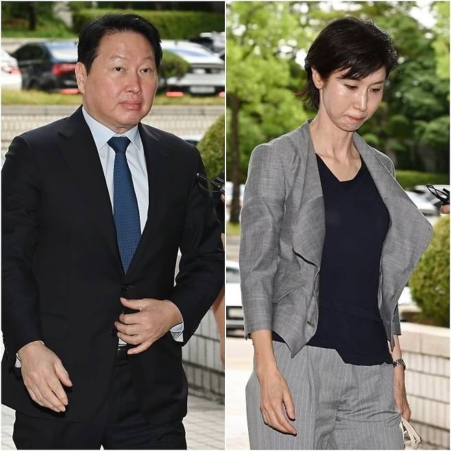 최태원 SK그룹 회장(왼쪽)과 노소영 아트센터 나비 관장이 26일 서울 서초구 서울고등법원에서 열린 재산 분할 파기환송심 2차 변론기일에 출석하고 있다.  사진=한국경제신문