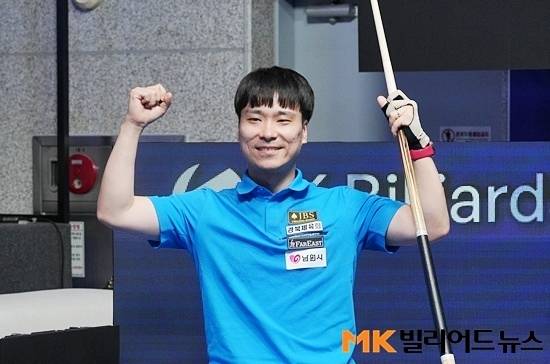 고태영은 지난해 3월 국토정중앙배 이후 15개월 만에 정상에 복귀했다. 우승을 확정짓고 세레머니하는 고태영.