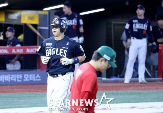 [한번에쓱] 노시환이 이러면 넘어간다!  '6회초 랜더스 추격에 찬물 끼얹는 투런홈런'