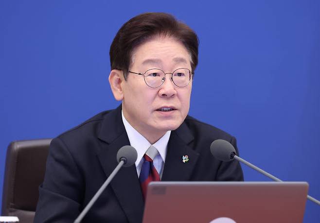 이재명 대통령이 4일 청와대에서 열린 수석보좌관회의에서 발언하고 있다.(사진=연합뉴스)