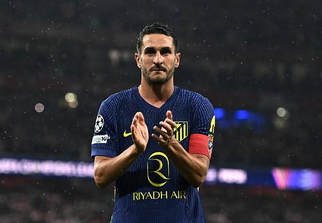 Soccer Football - UEFA Champions League - Semi Final - Second Leg - Arsenal v Atletico Madrid - Emirates Stadium, London, Britain - May 5, 2026 Atletico Madrid's Koke looks dejected after the match REUTERS/Dylan Martinez   <저작권자(c) 연합뉴스, 무단 전재-재배포, AI 학습 및 활용 금지>