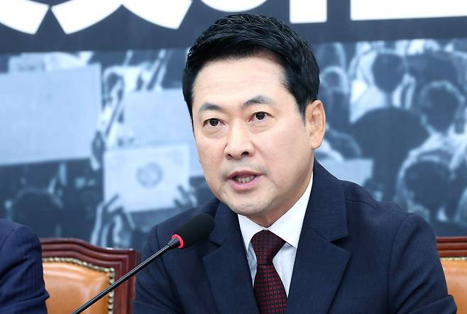 장동혁 국민의힘 대표가 29일 국회에서 열린 최고위원회의에서 발언하고 있다. 임현동 기자