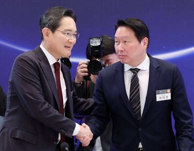 ▲ 이재용 회장 '광주' 언급, 최태원 회장 '서남권' 거론 [연합뉴스]