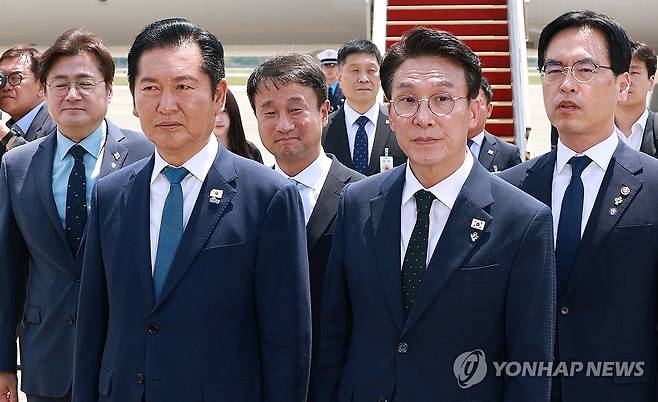 더불어민주당 정청래 전 대표·김민석 국무총리 [연합뉴스 자료사진]