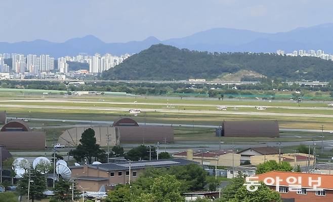 광주 반도체 공장 건설 후보지로 거론되는 광주 군공항 일대. 광주=박영철 기자 skyblue@donga.com