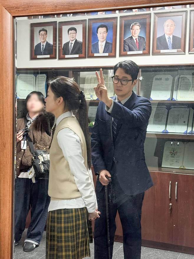 소지섭이 공개한 드라마 촬영 비하인드컷