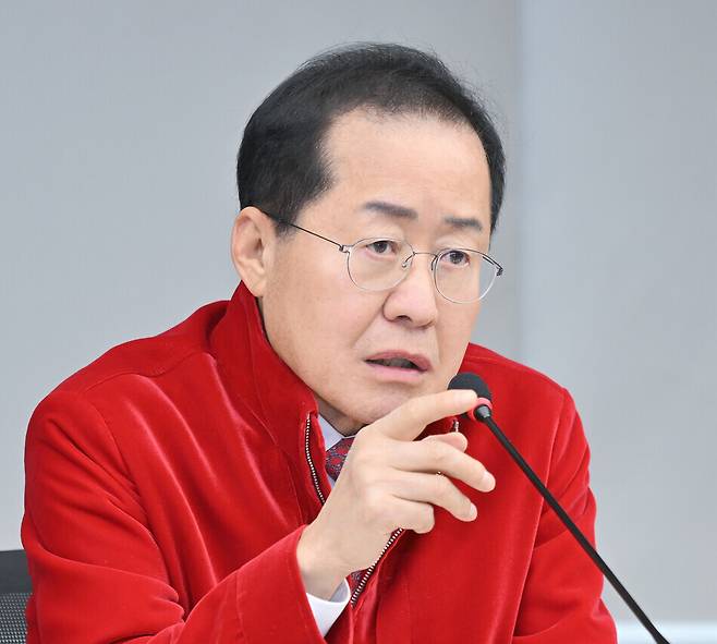 홍준표 전 대구시장이 대구 쇠락 책임을 지역 국회의원에 돌리며 강하게 비판했다. 대구시 제공