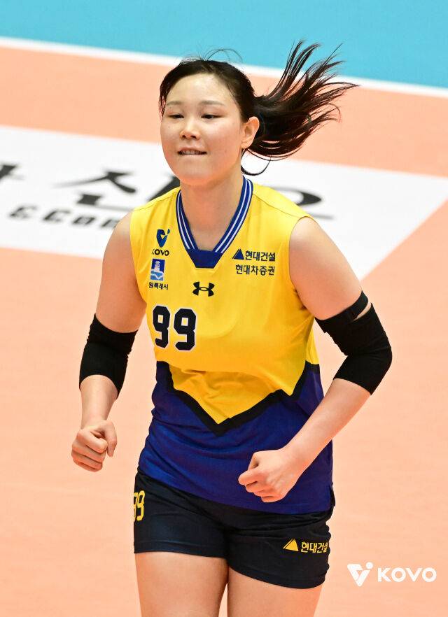 구솔에게 현대건설은 KGC인삼공사, 페퍼저축은행에 이어 프로 세 번째 팀이다./KOVO 제공