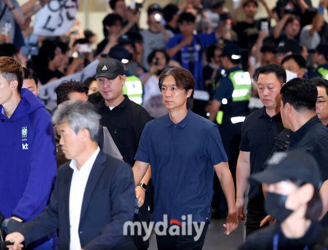 홍명보 감독이 북중미월드컵 일정을 마치고 귀국했다./한혁승 기자