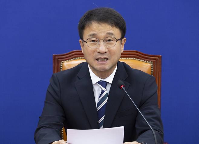 한병도 더불어민주당 대표 직무대행 겸 원내대표가 2일 국회에서 열린 정책조정회의에서 발언하고 있다. ⓒ연합뉴스