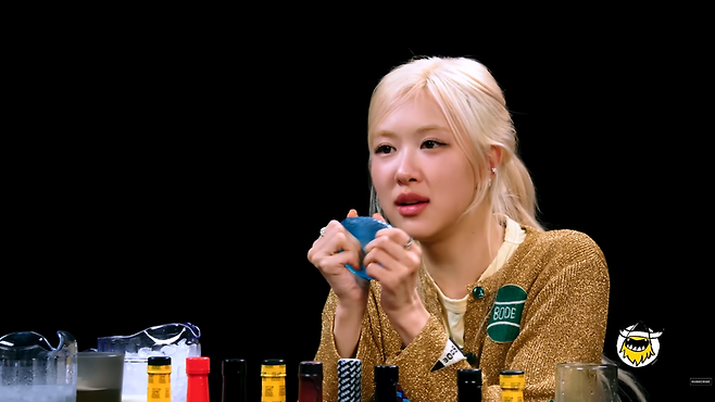 블랙핑크 '로제' /사진=유튜브 채널 'First We Feast' 캡쳐