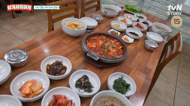 '남겨서뭐하게' 갈치조림, 고사리 육개장, 몸국&nbsp;