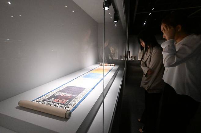 [부산=뉴시스] 6일 부산광역시 남구 부산박물관에서 열린 특별전  '조선의 기록과 문화, 만세(萬世)에 전하노니' 언론공개회 현장 (사진=국가유산청 제공) 2026.07.06. photo@newsis.com *재판매 및 DB 금지