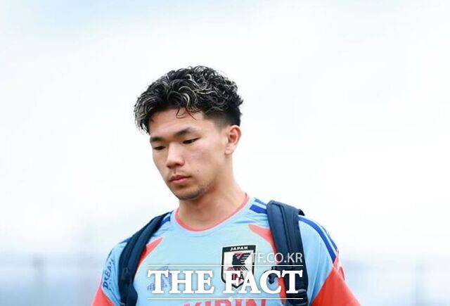 2026 FIFA 북중미 월드컵 32강전에서 상대인 브라질의 전력을 낮잡아보는 듯한 발언을 해 논란의 중심에 섰던 일본 축구 대표팀 공격수 시오가이 겐토(볼프스부르크)의 발언이 재평가되고 있다. /뉴시스
