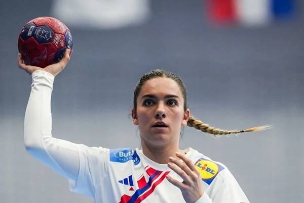 사진 2025-26시즌 EHF 여자부 영플레이어상을 수상한 메츠의 릴리 보르그, 사진 출처=유럽핸드볼연맹