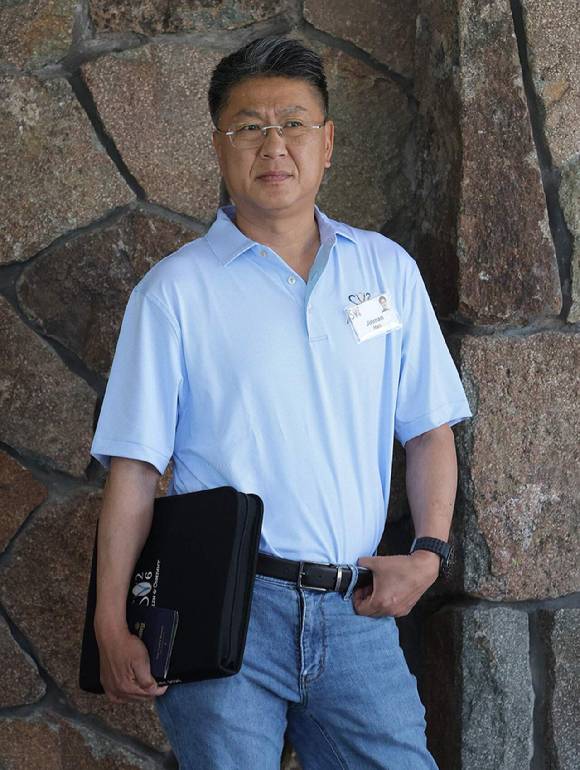 한진만 삼성전자 파운드리사업부장 사장이 7일(현지시간) 미국 아이다호주 선밸리 로지에서 열린 앨런 앤 컴퍼니 선밸리 컨퍼런스에 참석하고 있다.2026.07.07 [사진=연합뉴스AFP]
