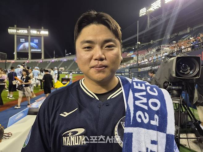 KIA 한준수가 10일 잠실구장에서 열린 2026 KBO 올스타 홈런더비에서 강백호의 배팅볼 투수로 나서 우승까지 차지했다. 잠실 | 김동영 기자 raining99@sportsseoul.com