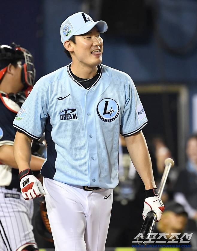 10일 잠실구장에서 2026 KBO올스타전 홈런더비가 열렸다. 밝은 표정으로 홈런더비를 마친 SSG 오태곤. 잠실=송정헌 기자songs@sportschosun.com/2026.07.10/