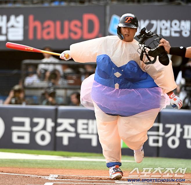 11일 잠실야구장에서 열린 2026 KBO 올스타전. 강백호가 퍼포먼스와 함께 타석에 나서고 있다. 잠실=허상욱 기자wook@sportschosun.com/2026.07.11/