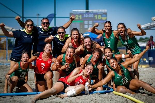 사진 2026 EHF 비치핸드볼 챔피언십 여자부 동메달을 따낸 포르투갈, 사진 출처=포르투갈핸드볼협회