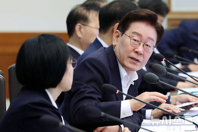 [서울=뉴시스] 조성봉 기자 = 이재명 대통령이 14일 청와대에서 열린 국무회의에서 발언하고 있다. 2026.07.14. suncho21@newsis.com