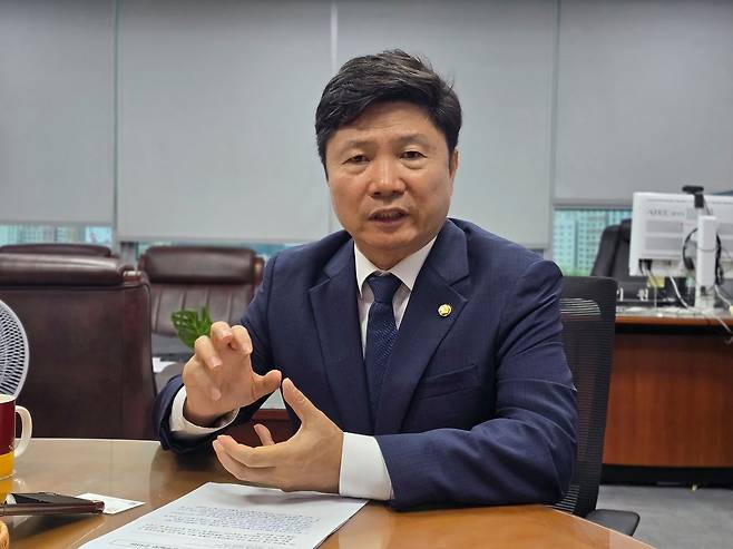 홍기원 의원 인터뷰