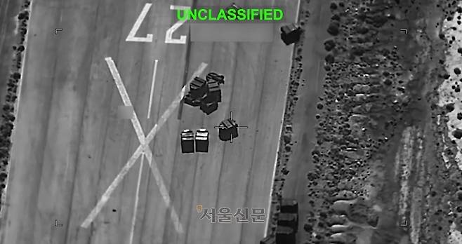 미군 중부사령부 병력이 7일~8일 이란 내 군사 목표물을 향해 공습을 실시하고 있다. CENTCOM X 캡처
