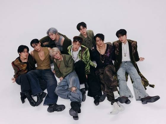 에이티즈 사진 KQ엔터테인먼트
