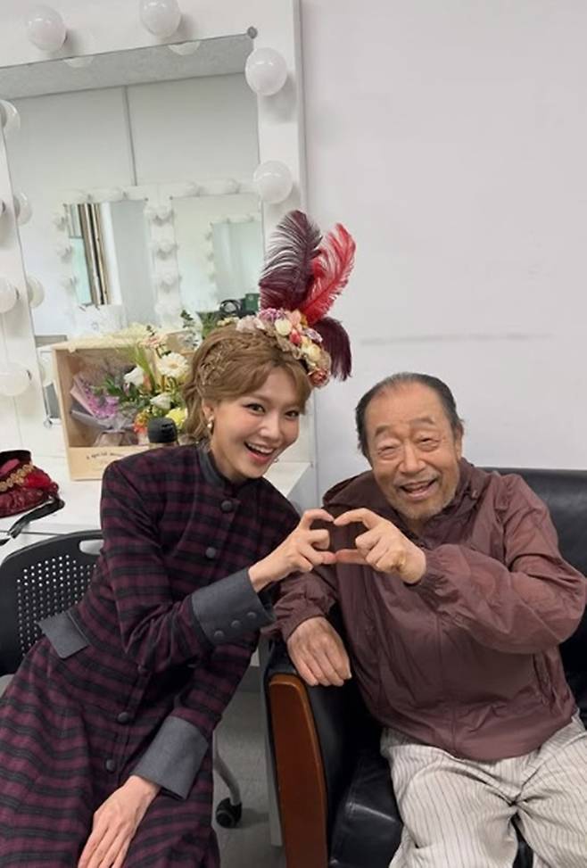 최수영 SNS