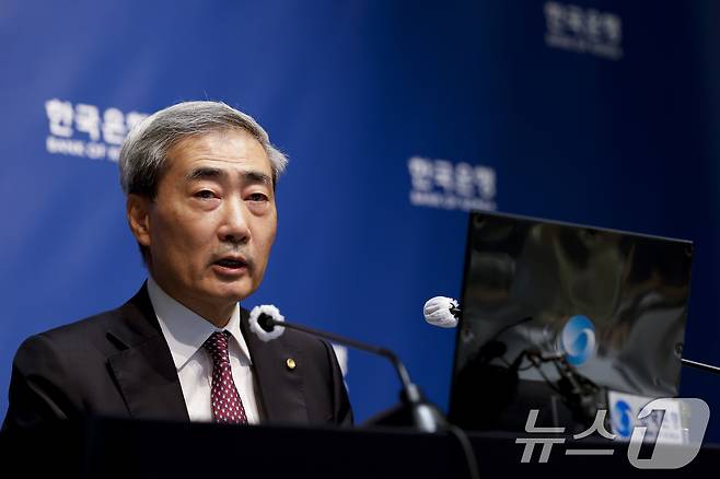 신현송 한국은행 총재가 16일 오전 서울 중구 한국은행에서 열린 금융통화위원회 통화정책방향 기자간담회에서 발언하고 있다. 2026.7.16 ⓒ 뉴스1 사진공동취재단