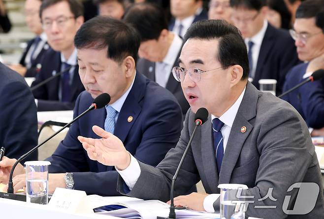 박홍근 기획예산처 장관이 15일 청와대 영빈관에서 열린 재정경제부, 국가데이터처, 금융위원회, 기획예산처 업무보고에서 발언하고 있다. 2026.7.15 ⓒ 뉴스1 허경 기자