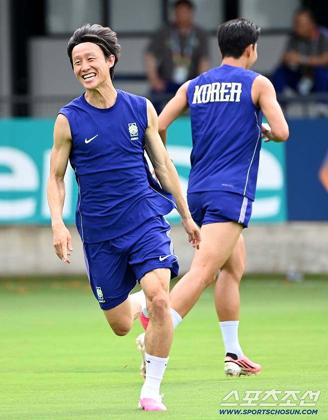 7일(한국시각) 멕시코 과달라하라의 대표팀 베이스캠프 훈련장인 치바스 베르데 바예에서 진행된 대한민국 월드컵 대표팀의 공식 훈련, 이재성이 미소짓고 있다. 과달라하라(멕시코)=허상욱 기자wook@sportschosun.com/2026.06.07/