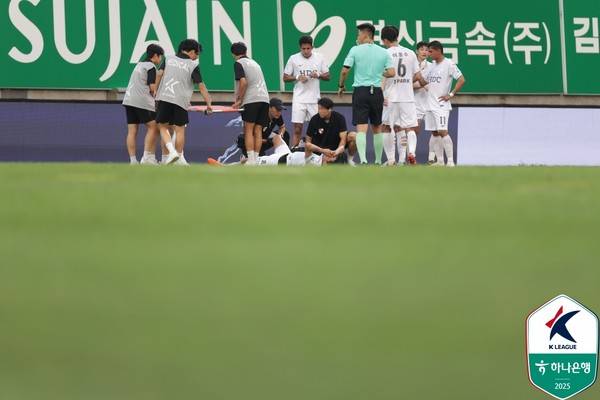 리영직(부산아이파크 시절). 한국프로축구연맹 제공