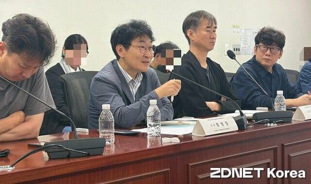 함형철 방송미디어통신위원회 디지털방송미디어정책과장이 21일 국회서 열린 ‘K라디오의 미래, K글로벌 오디오 플랫폼 세미나’에서 발언하고 있다. (사진=지디넷코리아)