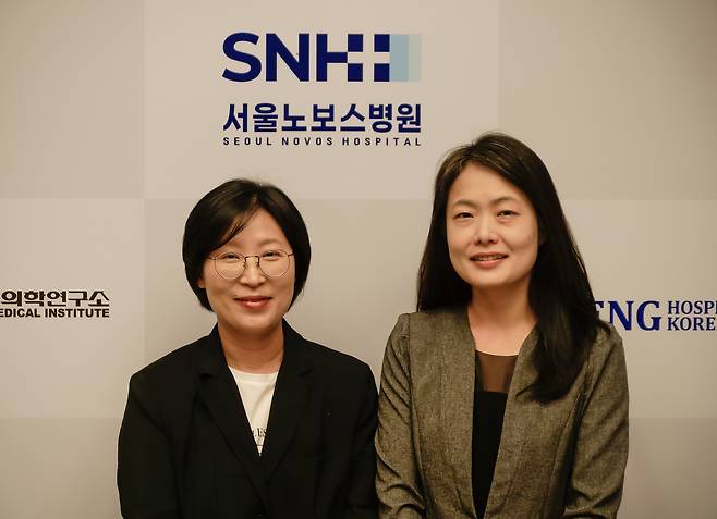 문소연 한국관광공사 의료웰니스팀장(사진 왼쪽)과 김수진 한국관광공사 알마티지사장 [김명상 기자]