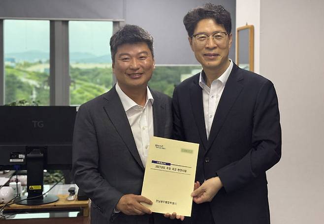 [전남광주=뉴시스] 전남광주통합특별시 국비확보전담팀(TF)는 21일 황기연 행정부시장을 필두로, 예산처 예산총괄심의관·경제예산심의관 등을 만나 현안 사업 필요성과 지역 파급효과를 설명했다고 22일 밝혔다. (사진=전남광주시 제공) 2026.07.22. photo@newsis.com *재판매 및 DB 금지