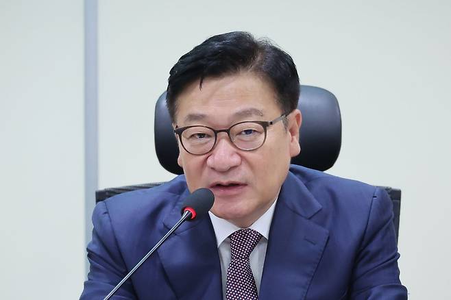 정점식 국민의힘 원내대표가 23일 서울 여의도 국회 의원회관에서 열린 국민 참정권 침해 방지를 위한 선관위 구조개혁 정책 토론회에서 발언하고 있다. 뉴스1