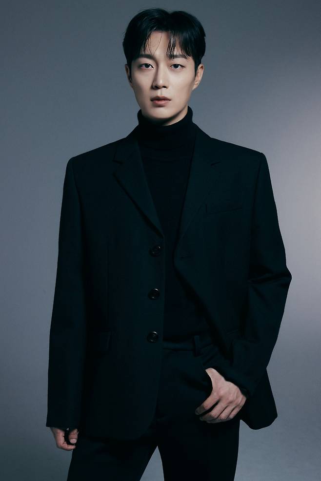 어라운드어스 제공