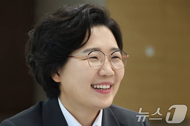 김보미 더불어민주당 당대표 후보가 23일 서울 여의도 국회 소통관에서 뉴스1과 인터뷰를 하고 있다. ⓒ 뉴스1 신웅수 기자