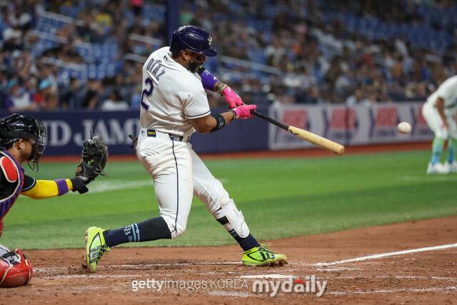 MLB 탬파베이에서 뛰고 있는 얀디 디아스는 27일(한국시각) 열린 애리조나와 홈 경기에서 3타수 2안타로 멀티 히트를 쳤다./게티이미지코리아