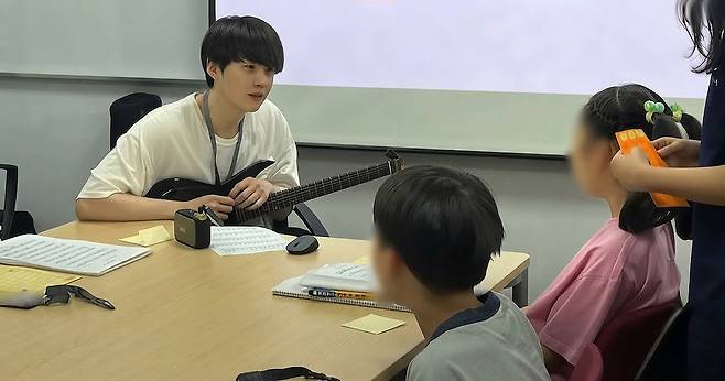일회성 기부를 넘어 사회적 결핍을 치유하는 지속 가능한 인프라로 설계된 자본의 환원.&nbsp;유튜브 ‘세브란스병원’ 화면 캡처