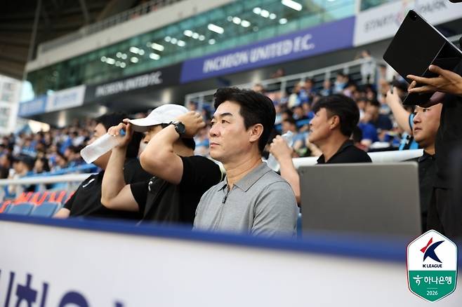 윤정환 감독. 사진 | 한국프로축구연맹