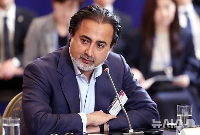 [샌프란시스코=뉴시스] 김진아 기자 = 헤먼트 터네자 제너럴 캐털리스트 대표가 25일(현지 시간) 미국 샌프란시스코의 한 호텔에서 열린 실리콘밸리 벤처투자 밋업에서 발언하고 있다. 2026.07.26. bluesoda@newsis.com
