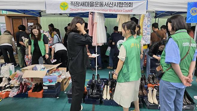 서산시에 거주하는 외국인 주민과 외국인 근로자들의 건강 증진을 위한 대규모 무료 의료봉사가 26일 서산시민체육관에서 개최됐다.(사진=임붕순 기자)