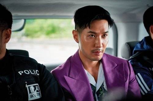 넷플릭스 ‘남편들’에서 코믹 액션 연기를 선보인 김지석,&nbsp;