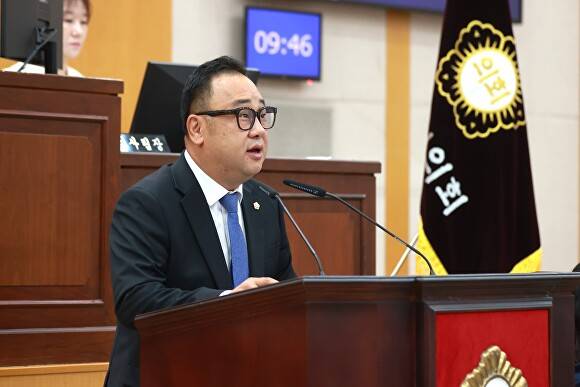 더불어민주당 박장수 충주시의원. [사진=충주시의회]