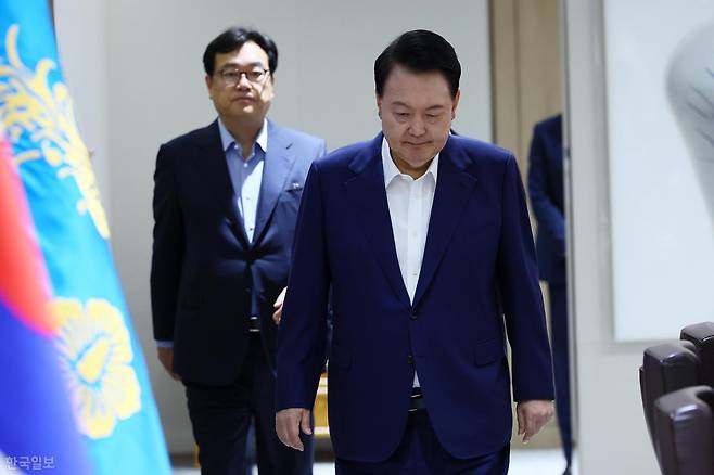 윤석열 전 대통령과 정진석(왼쪽) 전 대통령 비서실장. 왕태석 선임기자